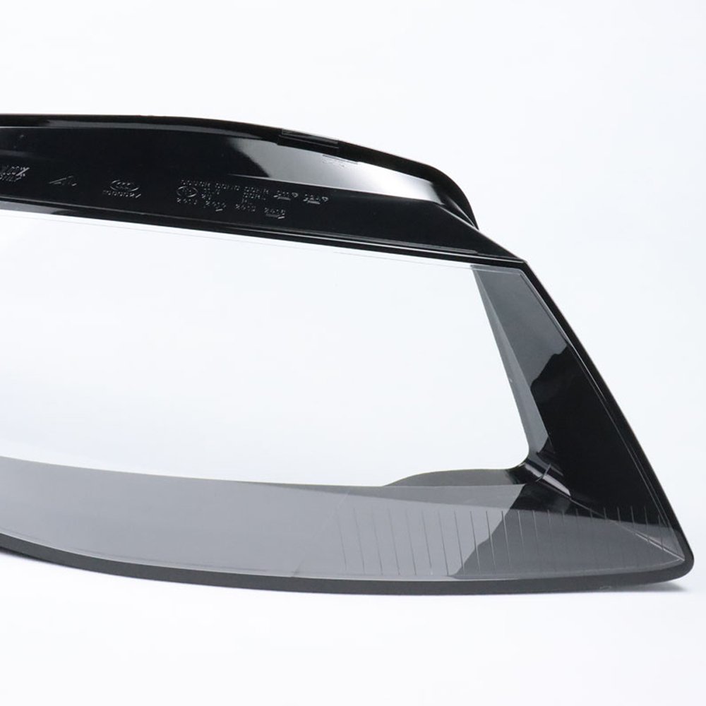 showing the plastic cover headlights' details for audi b8 a4 series