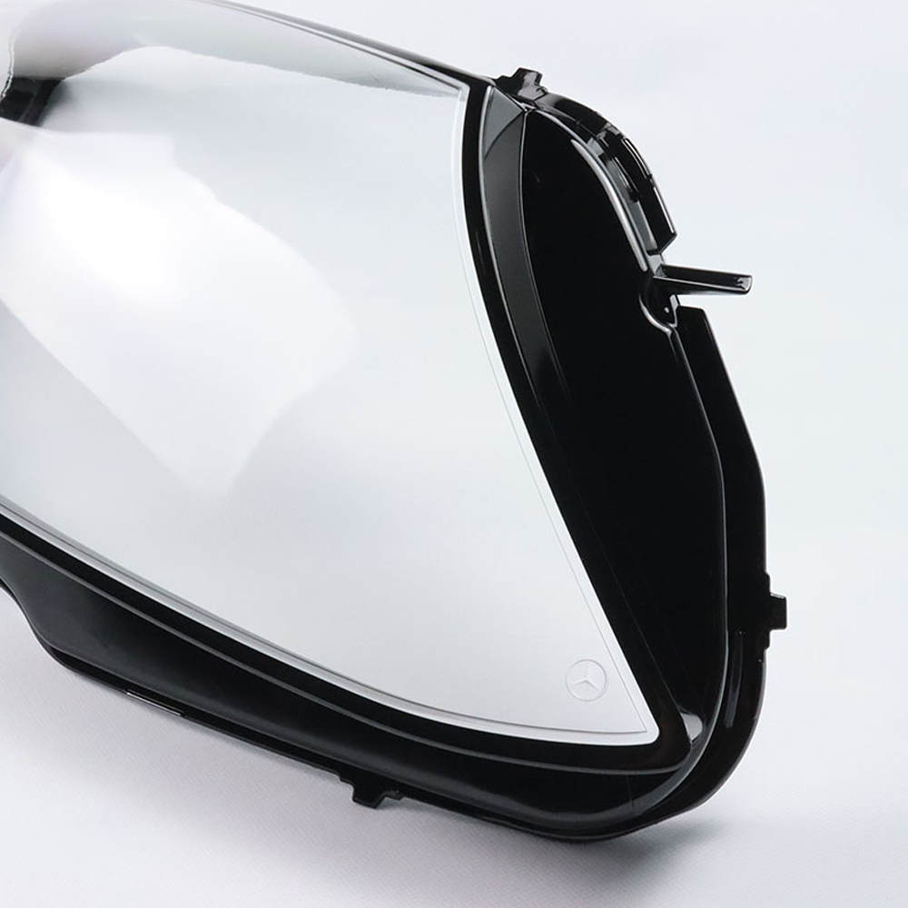 the enlarged picture of mercedes benz-c headlamp lens cover