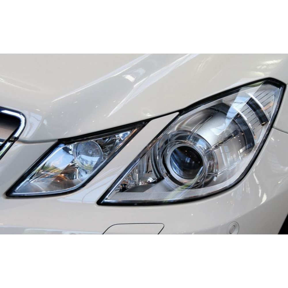 the headlight lens cover of w207